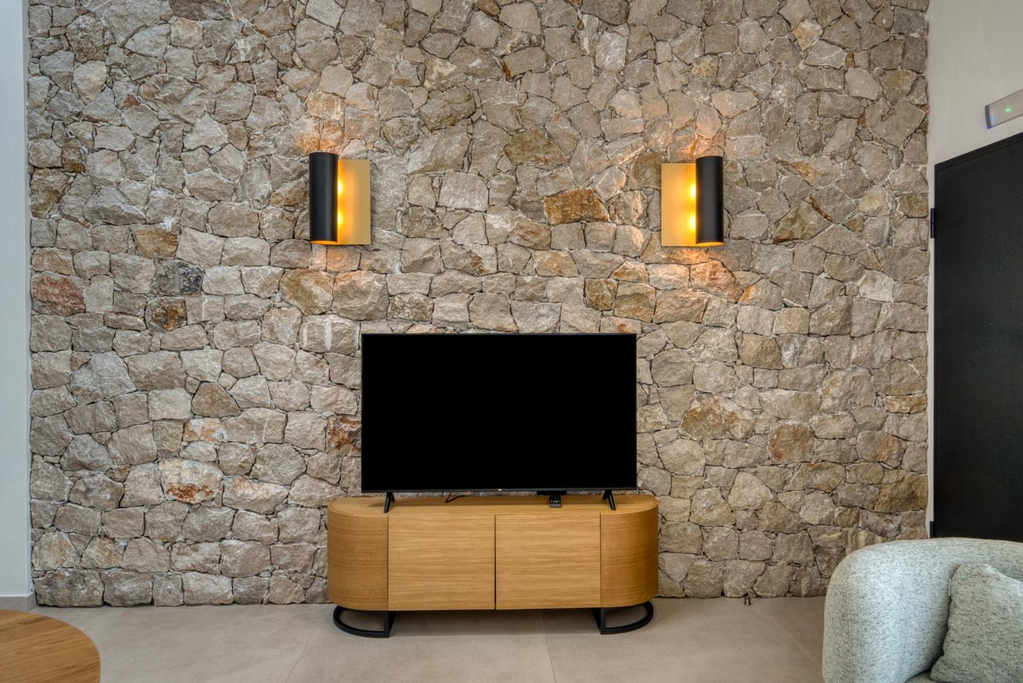 נאפפליו Anima Deluxe Suites מראה חיצוני תמונה