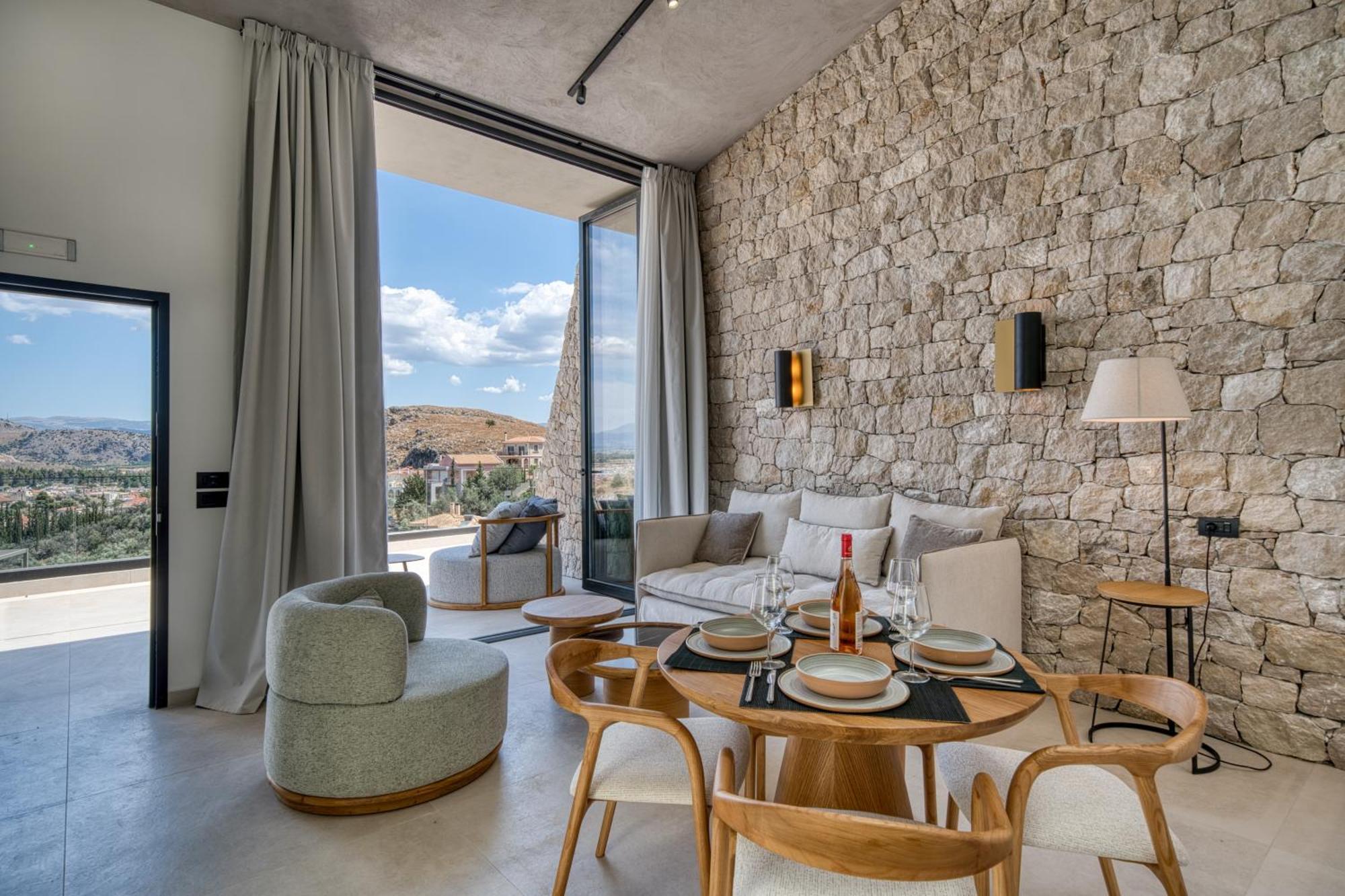 נאפפליו Anima Deluxe Suites מראה חיצוני תמונה