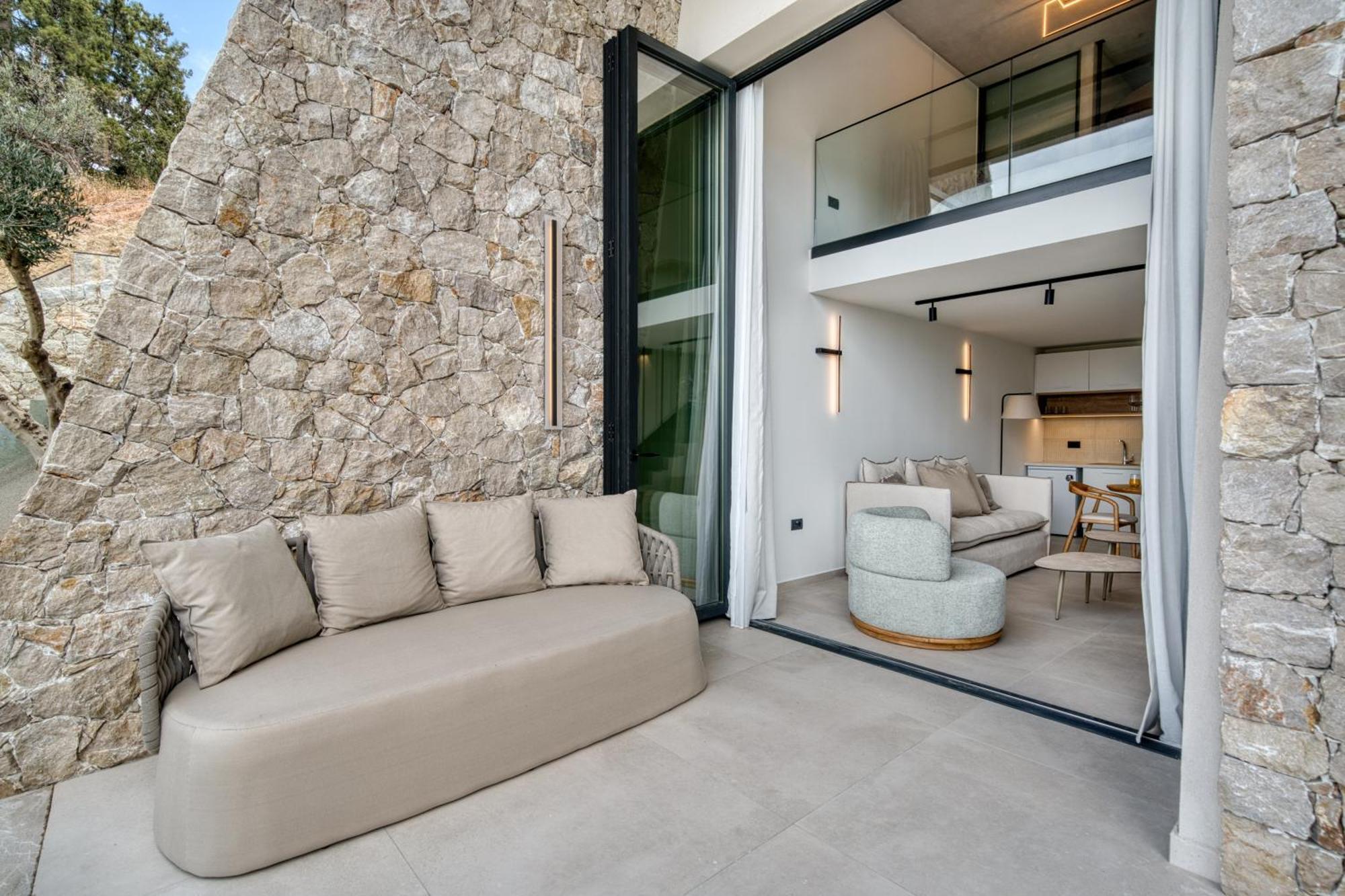 נאפפליו Anima Deluxe Suites מראה חיצוני תמונה