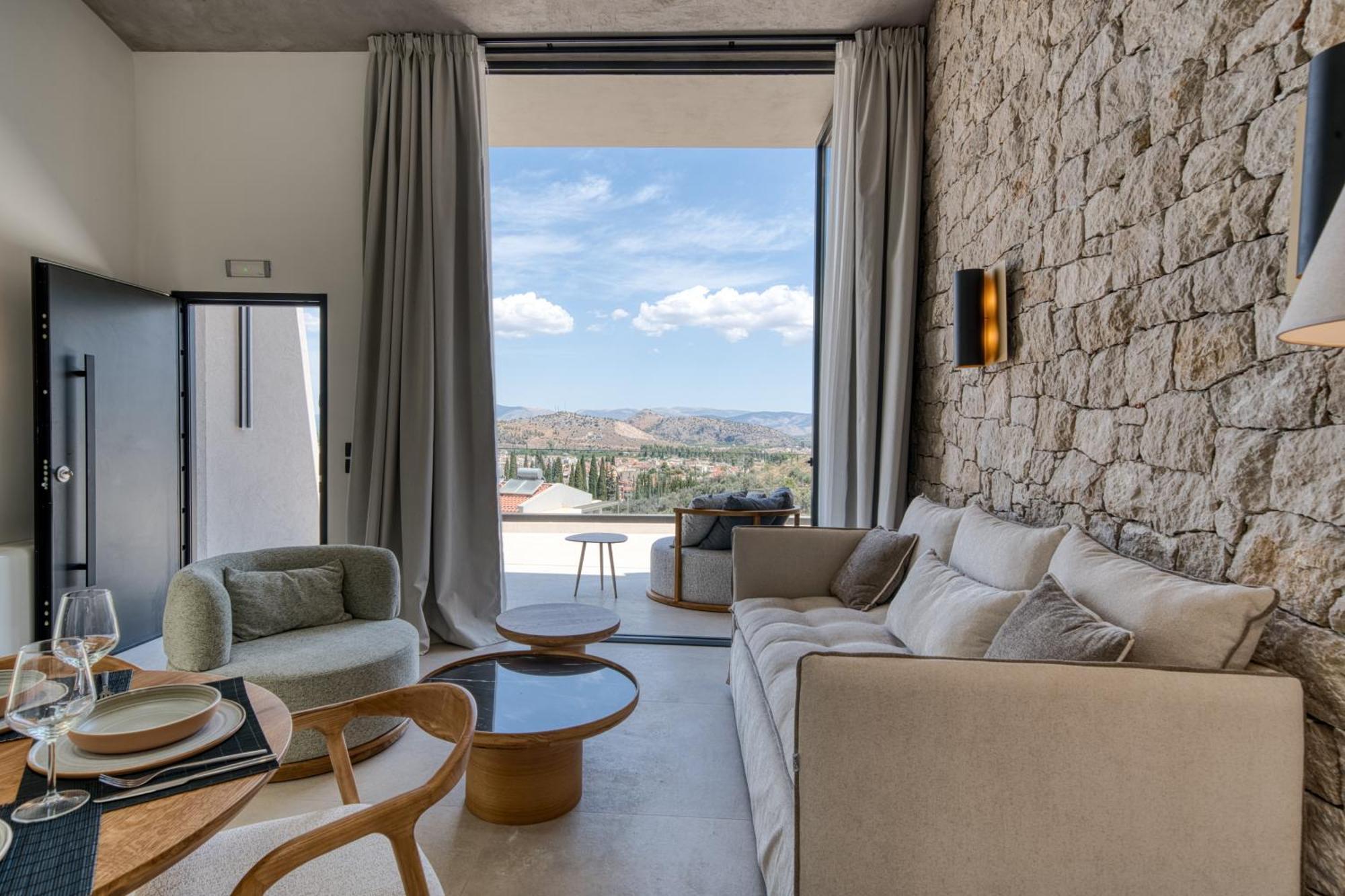 נאפפליו Anima Deluxe Suites מראה חיצוני תמונה